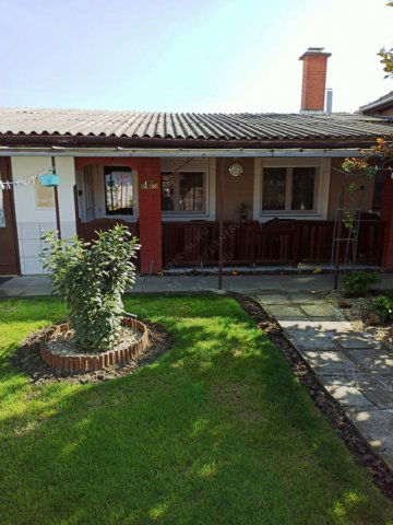 Kiadó családi ház, albérlet, Hódmezővásárhelyen 70 E Ft / hó