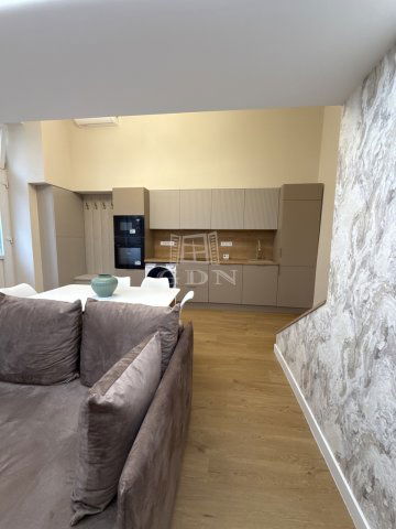 Eladó téglalakás, Budapesten, VII. kerületben 109.9 M Ft