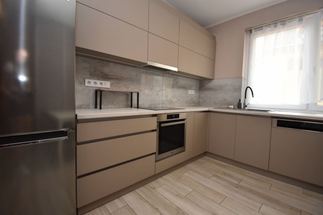 Kiadó téglalakás, albérlet, Debrecenben 390 E Ft / hó, 4 szobás