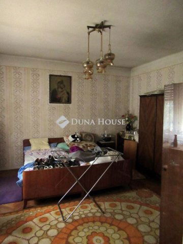 Eladó családi ház, XVII. kerületben, Árpád fejedelem utcában