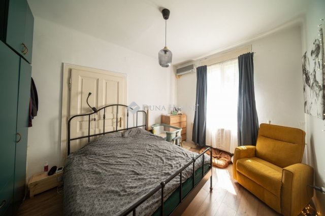 Eladó családi ház, Pécsett 73 M Ft, 2 szobás