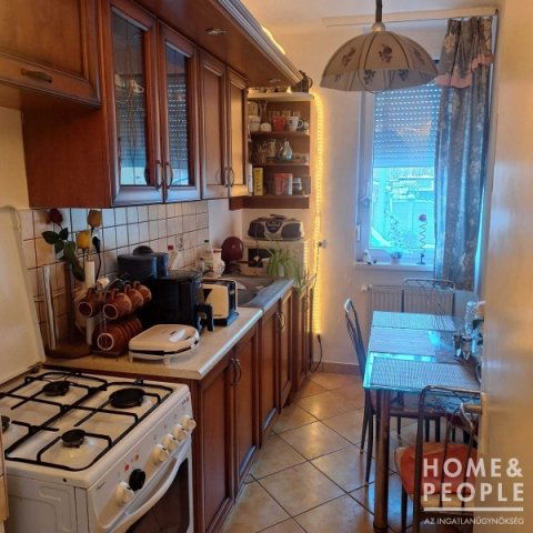 Eladó téglalakás, Makón 46.2 M Ft, 2 szobás