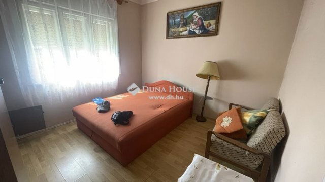 Eladó családi ház, Tótszentmártonon 19 M Ft, 3 szobás