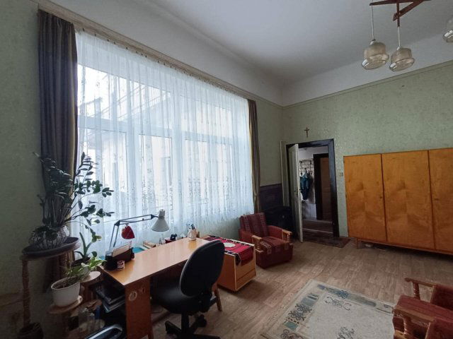 Eladó téglalakás, Pécsett 59.9 M Ft, 3+1 szobás