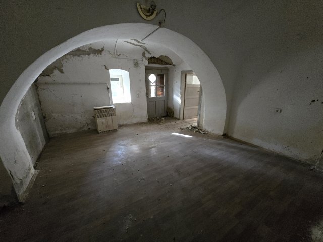 Eladó családi ház, Balatonkenesén 55 M Ft, 3 szobás