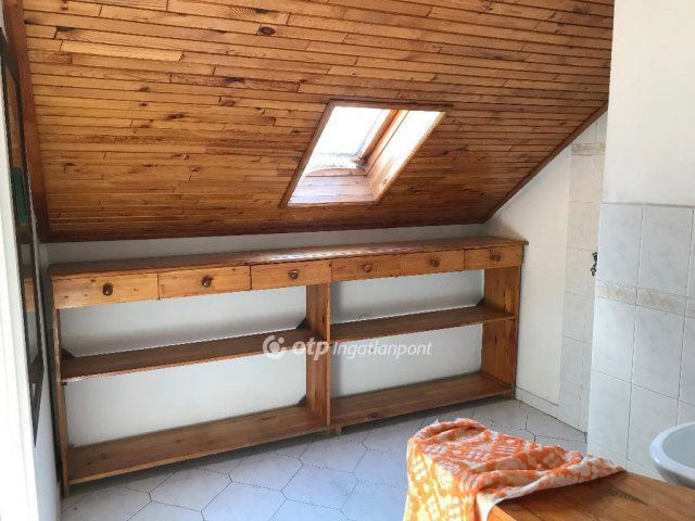 Eladó ipari ingatlan, Komlón 65.96 M Ft / költözzbe.hu