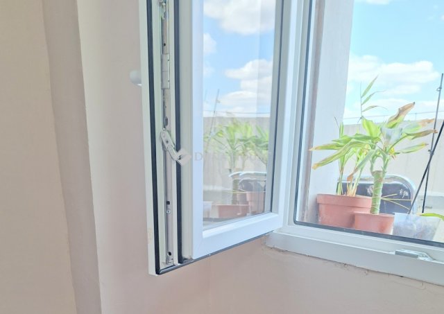 Eladó ipari ingatlan, Budapesten, VIII. kerületben, Práter utcában