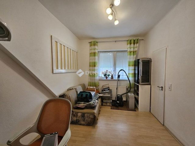 Eladó családi ház, Kistótfalun 61 M Ft, 3 szobás