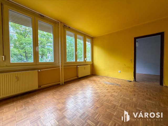 Eladó panellakás, Salgótarjánban 20.9 M Ft, 2 szobás