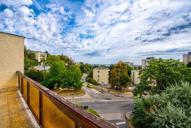 Eladó téglalakás, Budapesten, XII. kerületben 89.9 M Ft