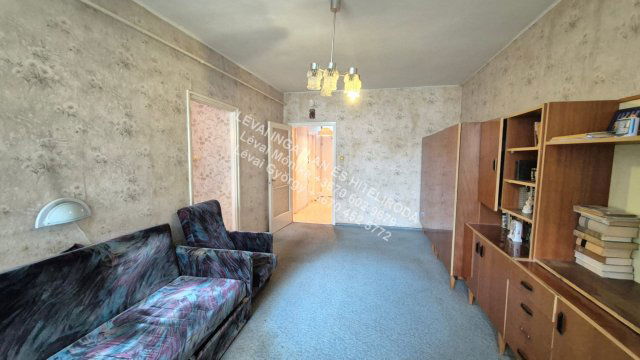 Eladó téglalakás, Békésen 22.5 M Ft, 2 szobás