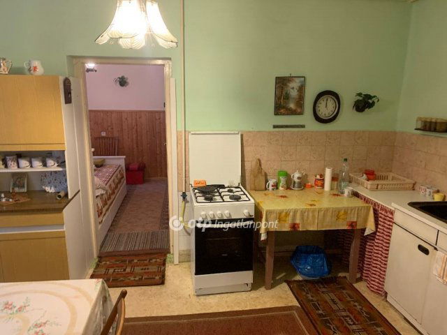 Eladó családi ház, Pétervásárán 15.3 M Ft, 3 szobás