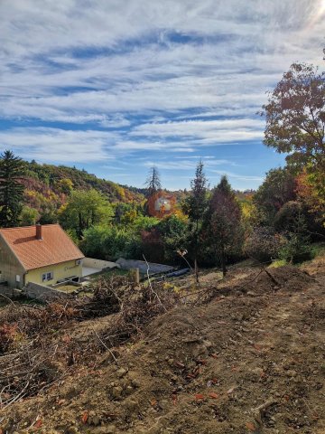 Eladó telek, Pécsett, Középdeindoli úton 34.9 M Ft