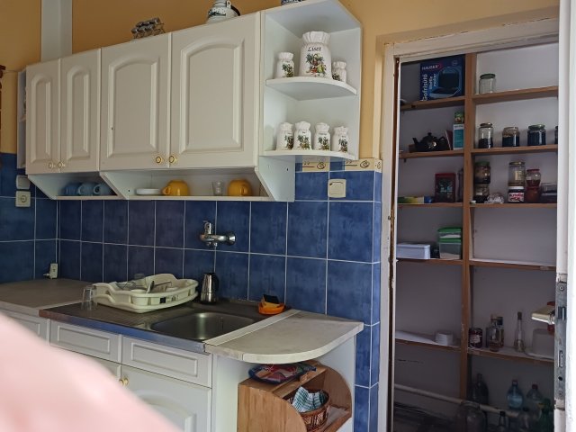 Eladó családi ház, Pápán 42.5 M Ft, 2+1 szobás