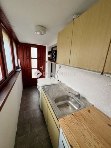 Eladó téglalakás, Budapesten, XIX. kerületben 40.5 M Ft