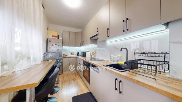 Eladó téglalakás, Sárospatakon 31.5 M Ft, 2 szobás