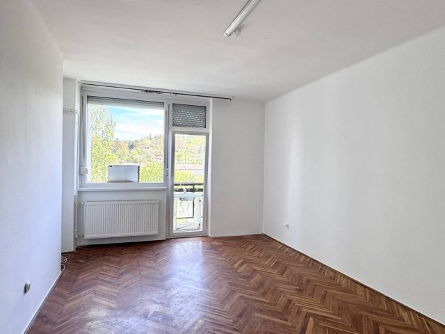 Eladó téglalakás, Egerben 37.9 M Ft, 2 szobás
