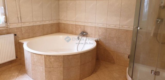 Eladó családi ház, Fóton 270 M Ft, 6 szobás