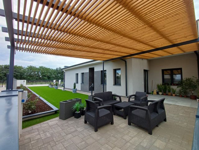 Eladó ikerház, Nyíregyházán 102.99 M Ft, 3 szobás