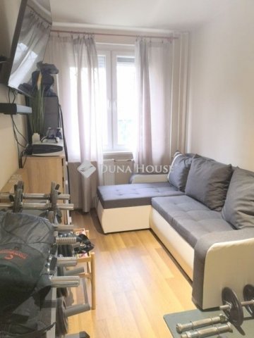 Eladó panellakás, Budapesten, XV. kerületben 69.9 M Ft