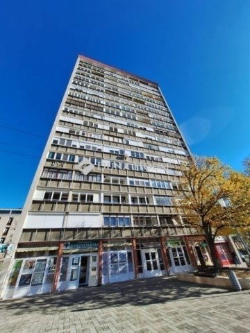 Eladó téglalakás, Pécsett 49.9 M Ft, 2 szobás