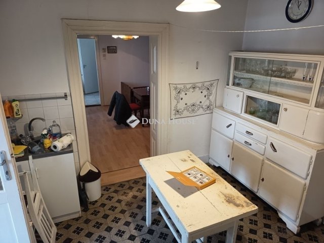 Eladó családi ház, Bodajkon 42 M Ft, 2 szobás