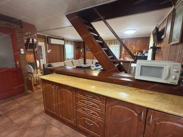 Eladó családi ház, Nyíregyházán 60.9 M Ft, 2 szobás