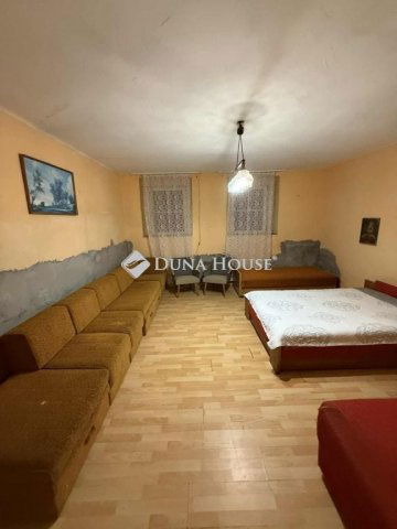 Eladó családi ház, Mosonszentmiklóson 21.9 M Ft, 3 szobás