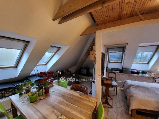 Eladó téglalakás, Budapesten, II. kerületben 180 M Ft