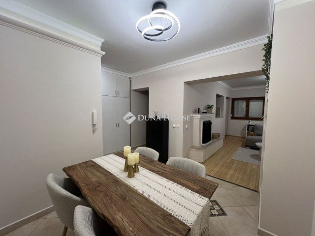 Eladó téglalakás, Szegeden 65.9 M Ft, 2 szobás