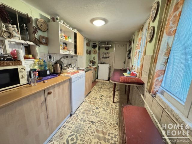 Eladó családi ház, Hódmezővásárhelyen 35 M Ft, 2+1 szobás