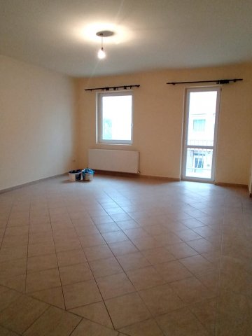 Eladó téglalakás, Tégláson 50 M Ft, 1+2 szobás