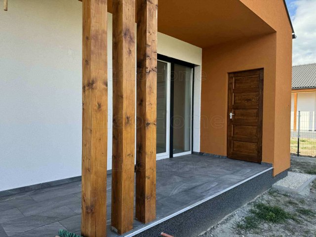 Eladó családi ház, Siófokon 133 M Ft, 4 szobás