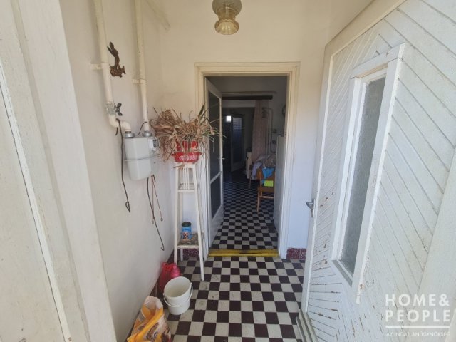 Eladó családi ház, Hódmezővásárhelyen 48.999 M Ft, 2 szobás