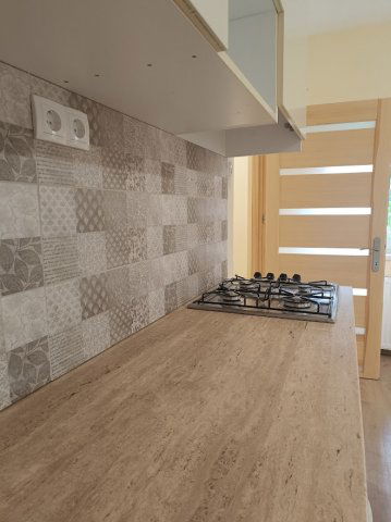 Kiadó téglalakás, albérlet, Egerben 180 E Ft / hó, 3 szobás