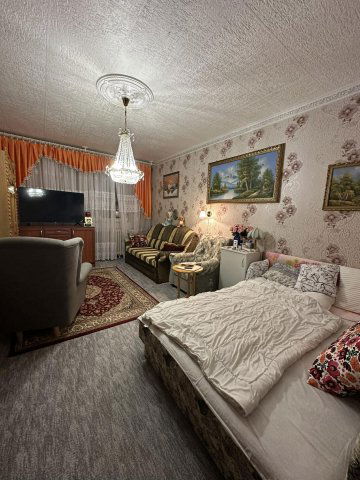 Eladó panellakás, Komlón, Körtvélyes utcában 28.9 M Ft