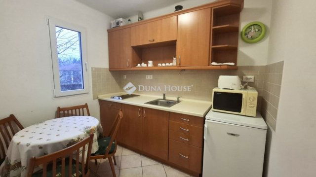 Eladó családi ház, Erdőkertesen 47.9 M Ft, 1 szobás