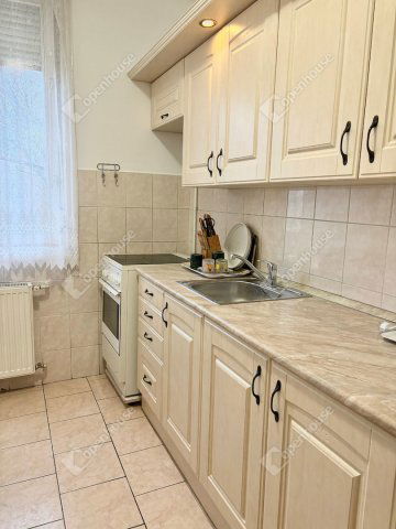 Eladó téglalakás, Tatabányán 34.99 M Ft, 2 szobás