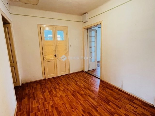 Eladó családi ház, Tápiószecsőn 54.9 M Ft, 4 szobás