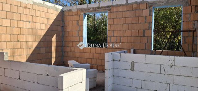 Eladó családi ház, Ráckevén 80 M Ft, 5 szobás