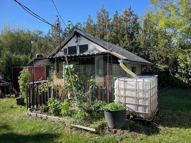 Eladó nyaraló, Szűcsin 11 M Ft, 2 szobás / költözzbe.hu