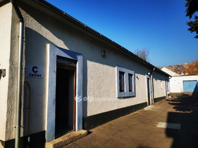 Eladó iroda, Budaörsön 300 M Ft / költözzbe.hu