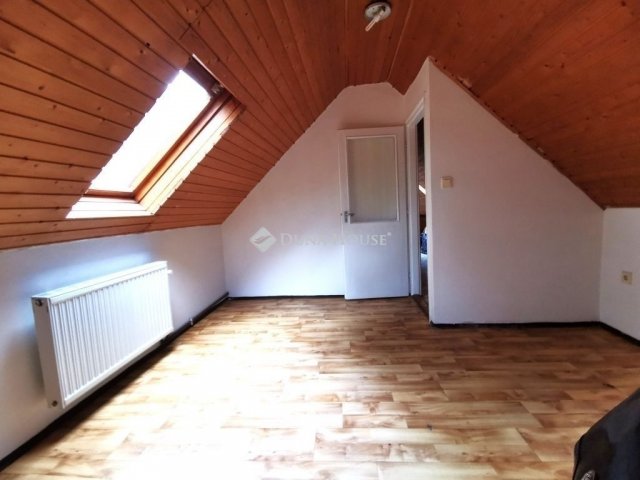 Eladó családi ház, Budakeszin 54.9 M Ft, 4 szobás