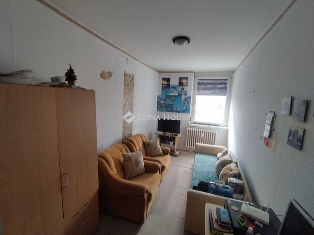 Eladó téglalakás, Tatabányán, Szent György utcában 33.99 M Ft