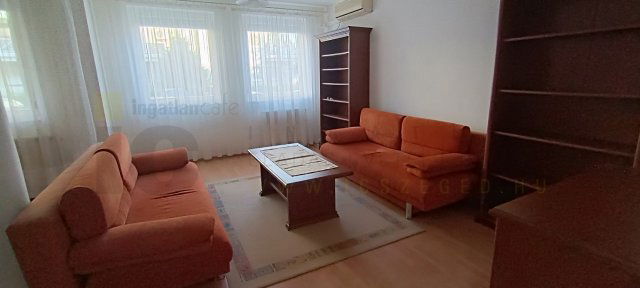 Kiadó téglalakás, albérlet, Szegeden 160 E Ft / hó, 2 szobás