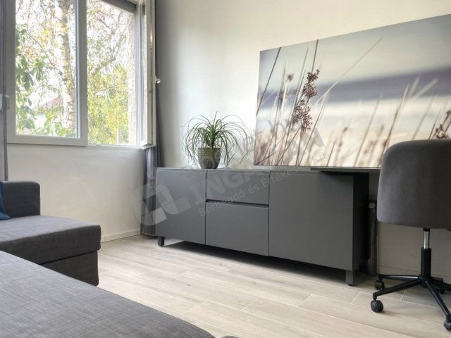 Kiadó panellakás, albérlet, XIX. kerületben, Templom téren