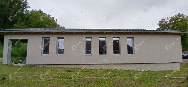 Eladó családi ház, Nagypálin 89.9 M Ft, 4 szobás