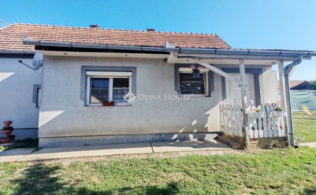 Eladó családi ház, Berzencén 15.5 M Ft, 2 szobás