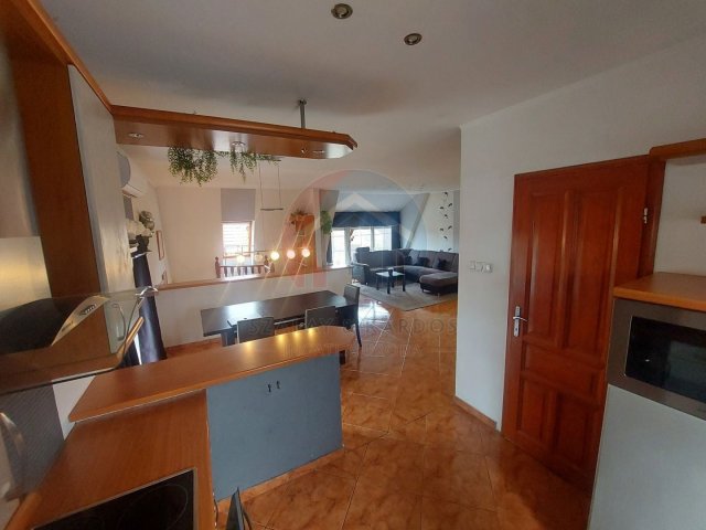 Eladó családi ház, Fertődön 99.8 M Ft, 6 szobás