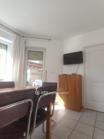 Eladó családi ház, Hajdúszoboszlón 168 M Ft, 5+3 szobás